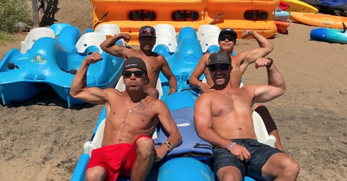 Which is Better for a Lake, a Kayak or a Paddle Board Kayak vs Paddle Boarc