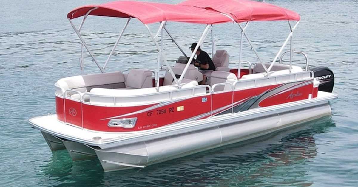 How to Choose Between Jet Skis, Pontoon Boats, and Parasailing in Lake Tahoe?