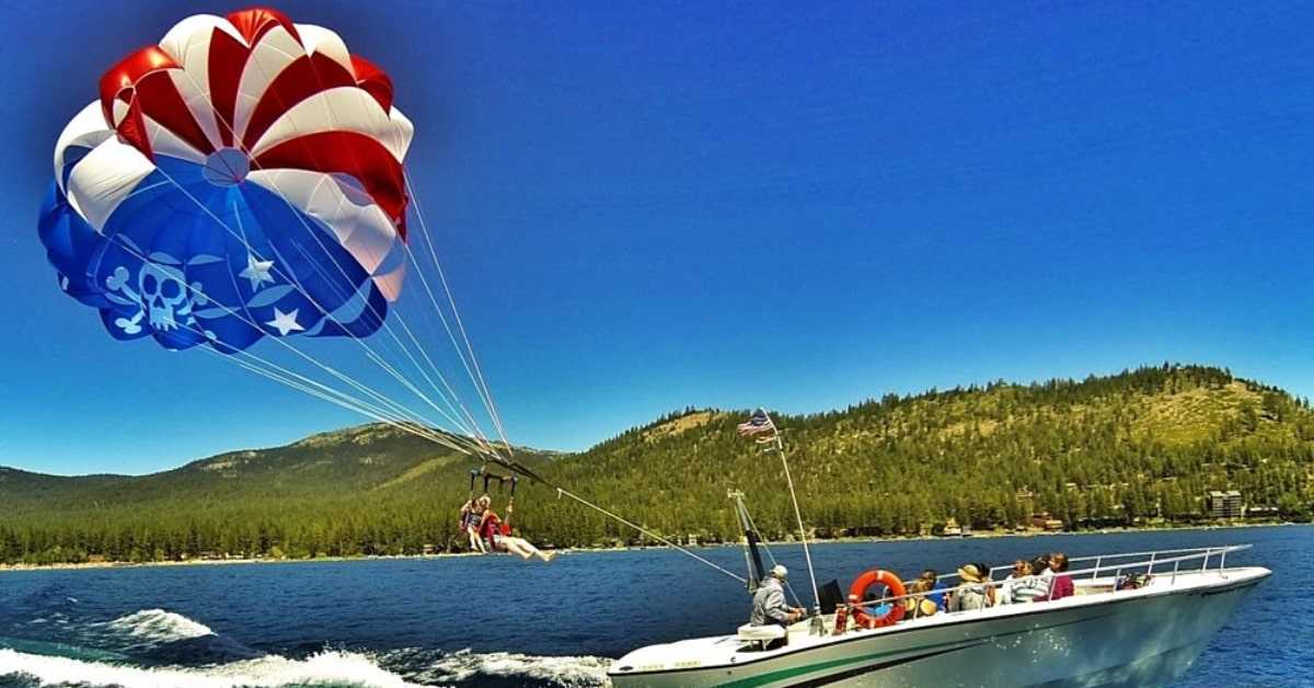 What to Wear While Parasailing What to Wear While Parasailing